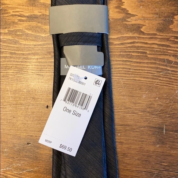 Michael Kors Tie - Picture 4 of 5